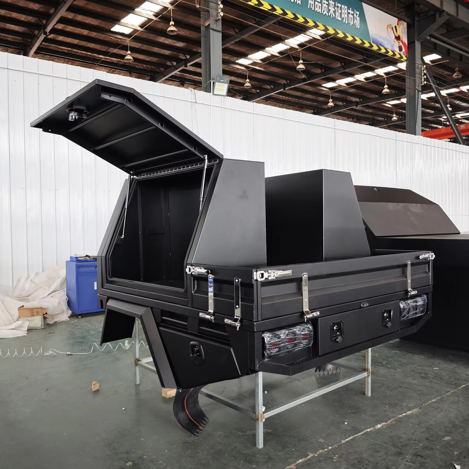 Custom Waterpoof Aluminium Wat - Outdoor Camping Ute ulasan dan harga